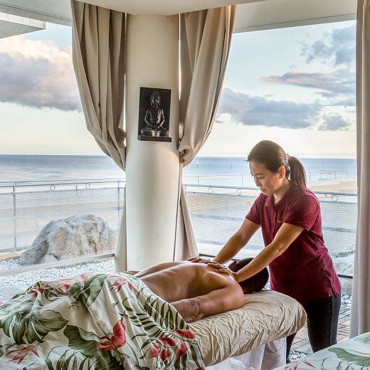 Relax and Rejuvenate at Waikiki Wellness Retreats